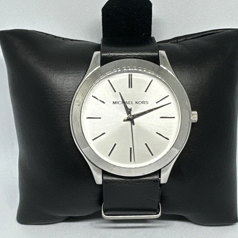 Michael Kors Slim Runway MK2508 Women's Black Leather Analog Dial Watch HME650
